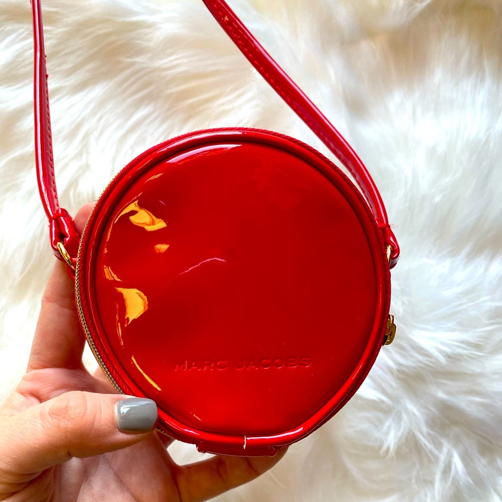 Marc Jacobs Mini Round Crossbody